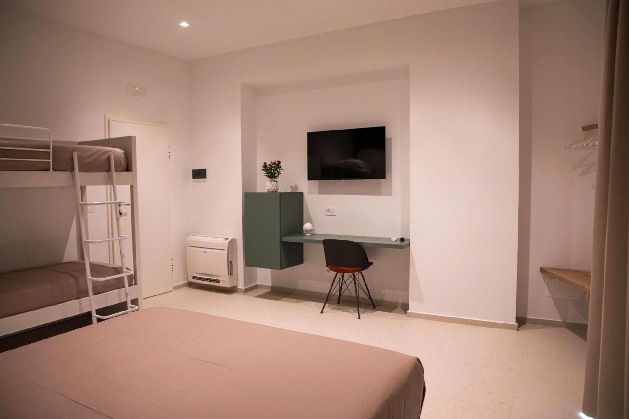 Your House Rooms 3 Conversano Luaran gambar